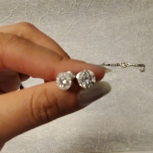 Pantallas de diamantes falsos